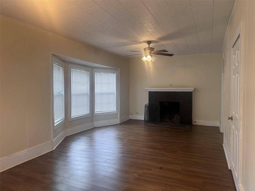 414 W 4th Street, Mount Pleasant, TX 75455