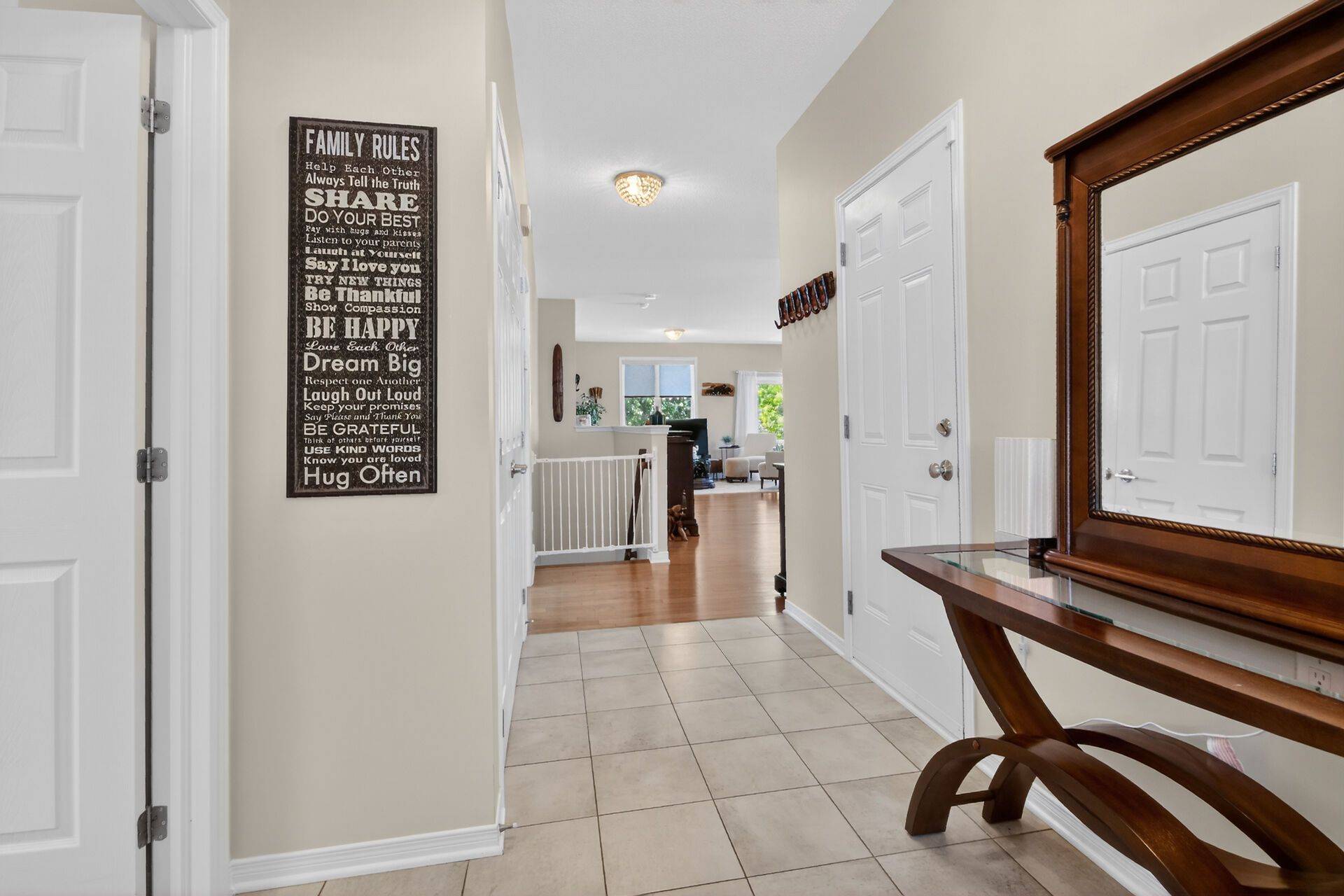 233 Edey ST, Arnprior, ON K7S 0G3