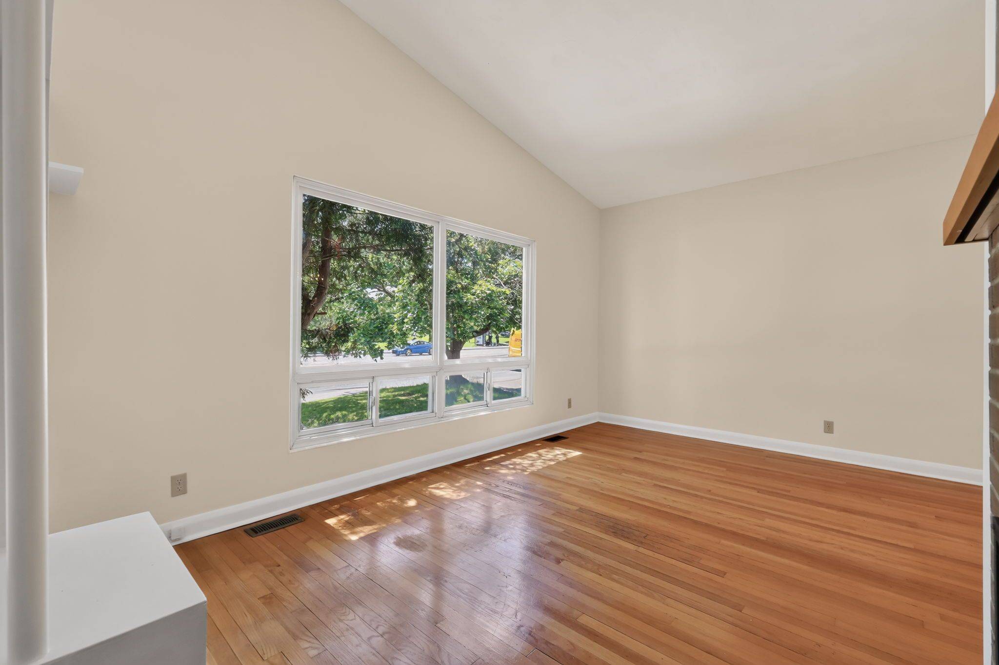 1363 Heron RD, Alta Vista And Area, ON K1V 6A6