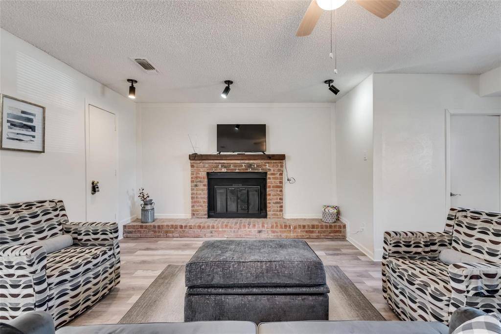 2000 Melissa Street, Arlington, TX 76010