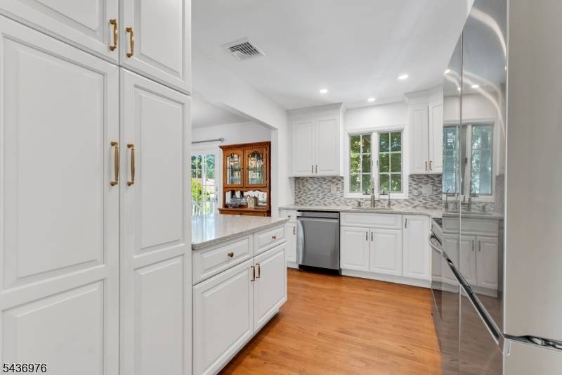 40 Dacotah Ave, Rockaway Twp., NJ 07866
