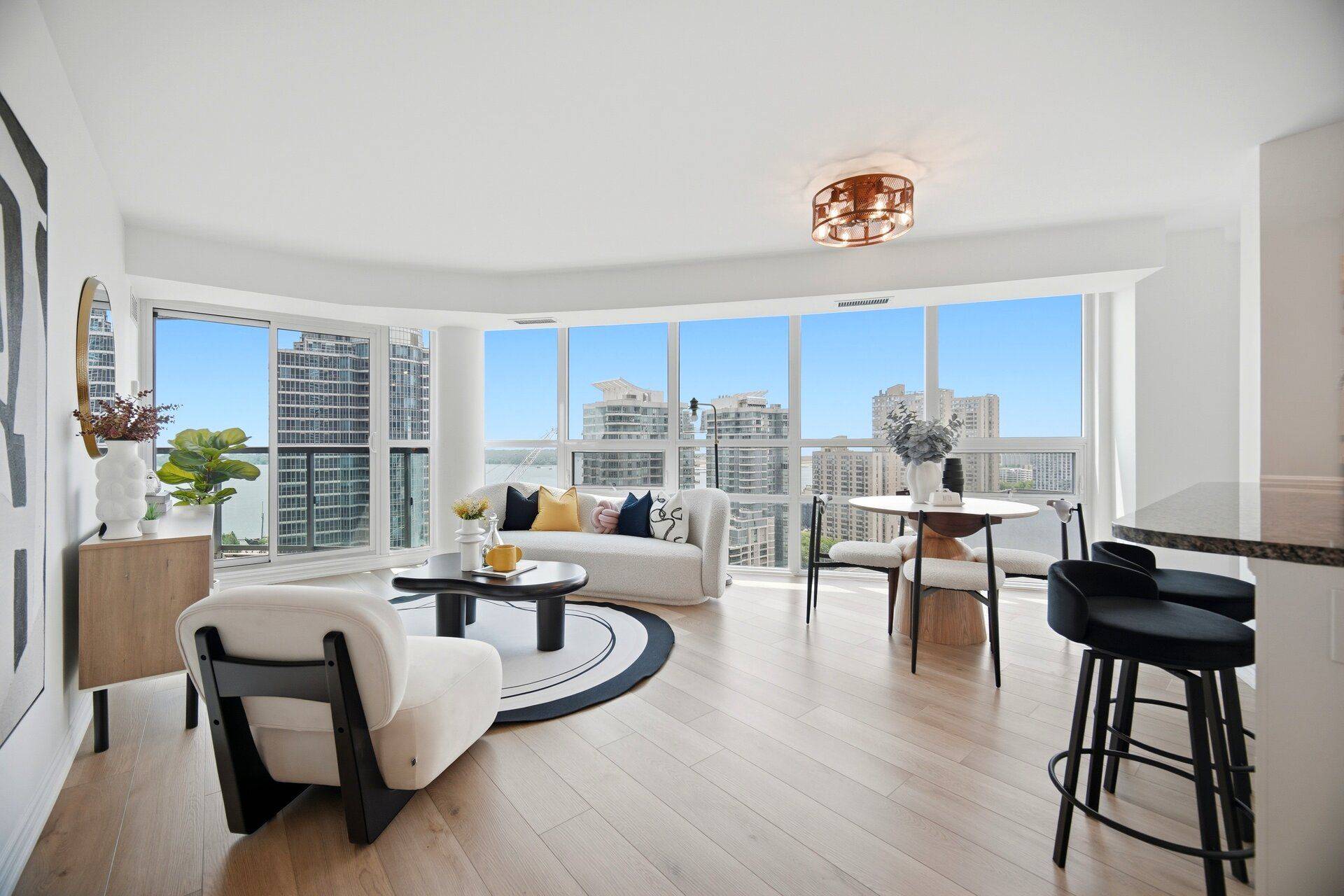 19 Grand Trunk CRES ##2511, Toronto C01, ON M5J 3A3
