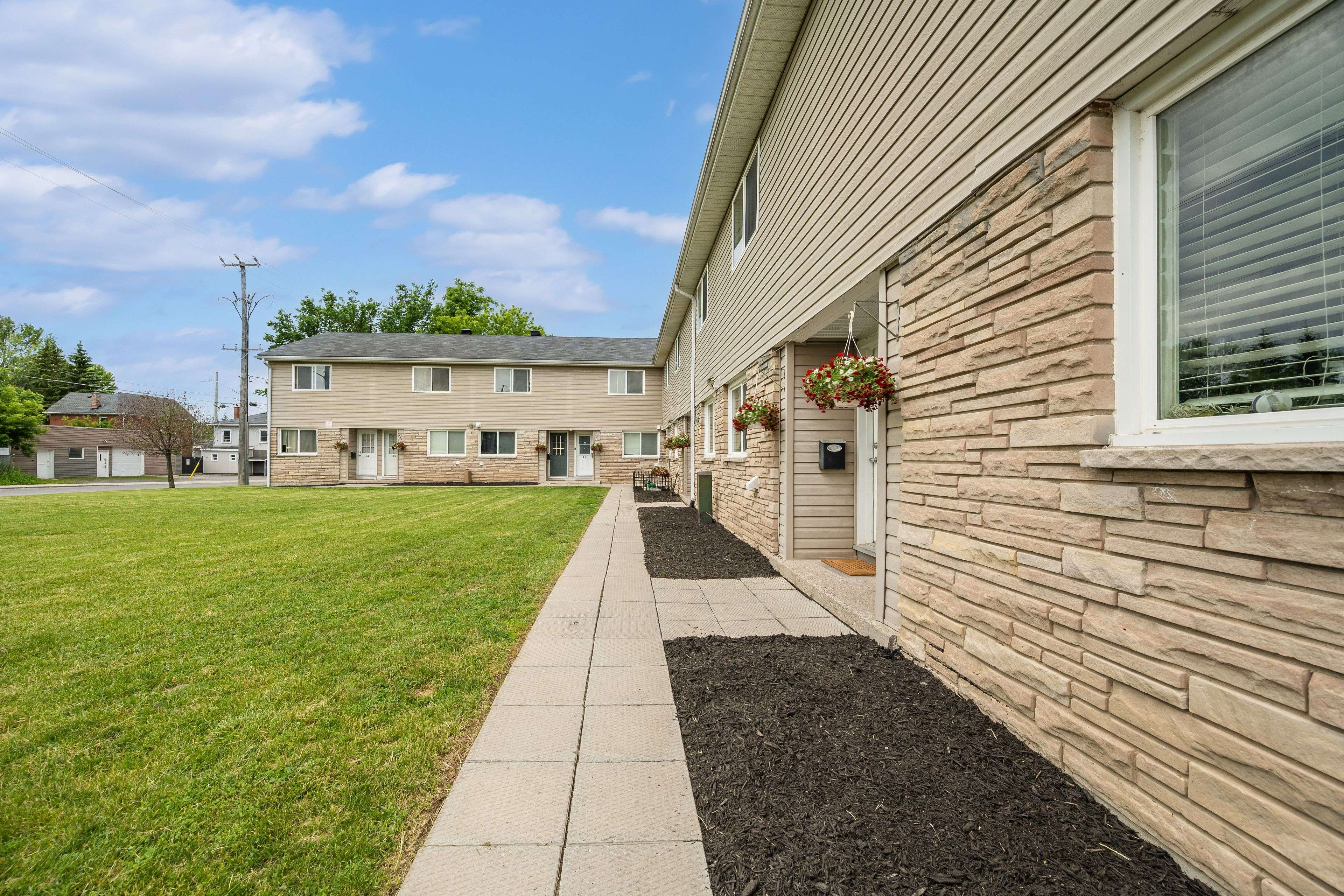 49-67 Adelaide ST, Kingston, ON K7K 1Y3