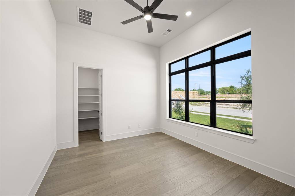 313 Fire Blade Drive, Aledo, TX 76008