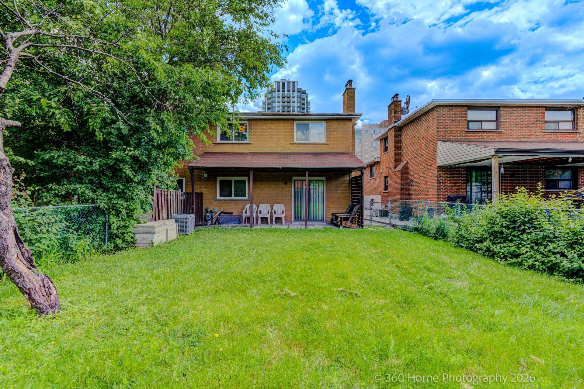 3999 Bishopstoke LN, Mississauga, ON L4Z 1H9