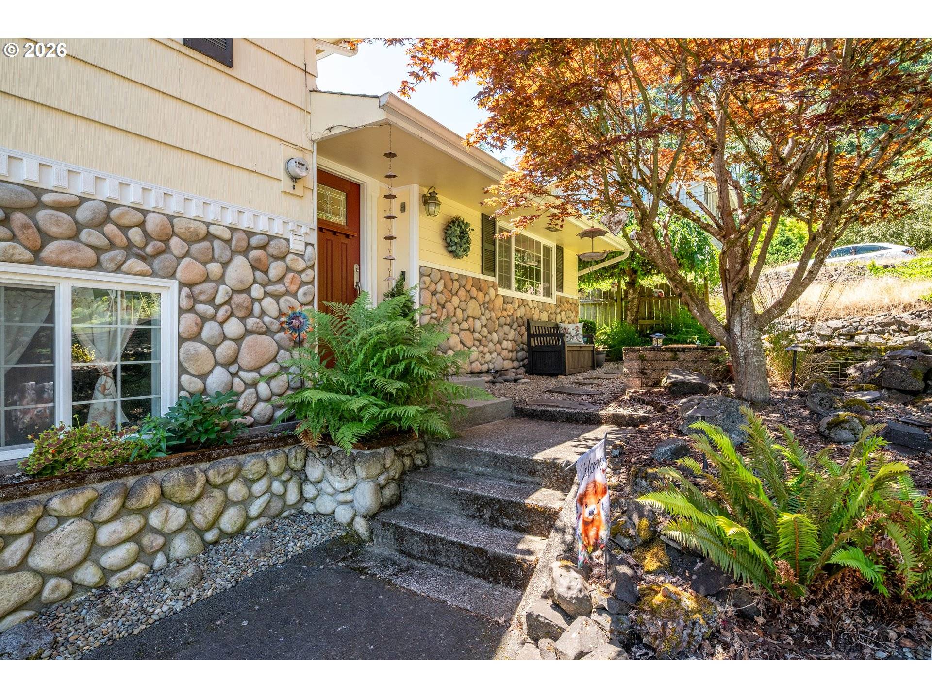2408 N GREELEY DR, Kelso, WA 98626