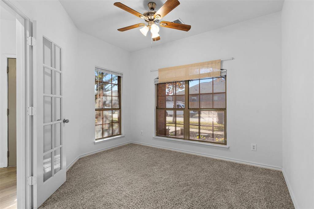 6136 Lochmoor Drive, Fort Worth, TX 76179
