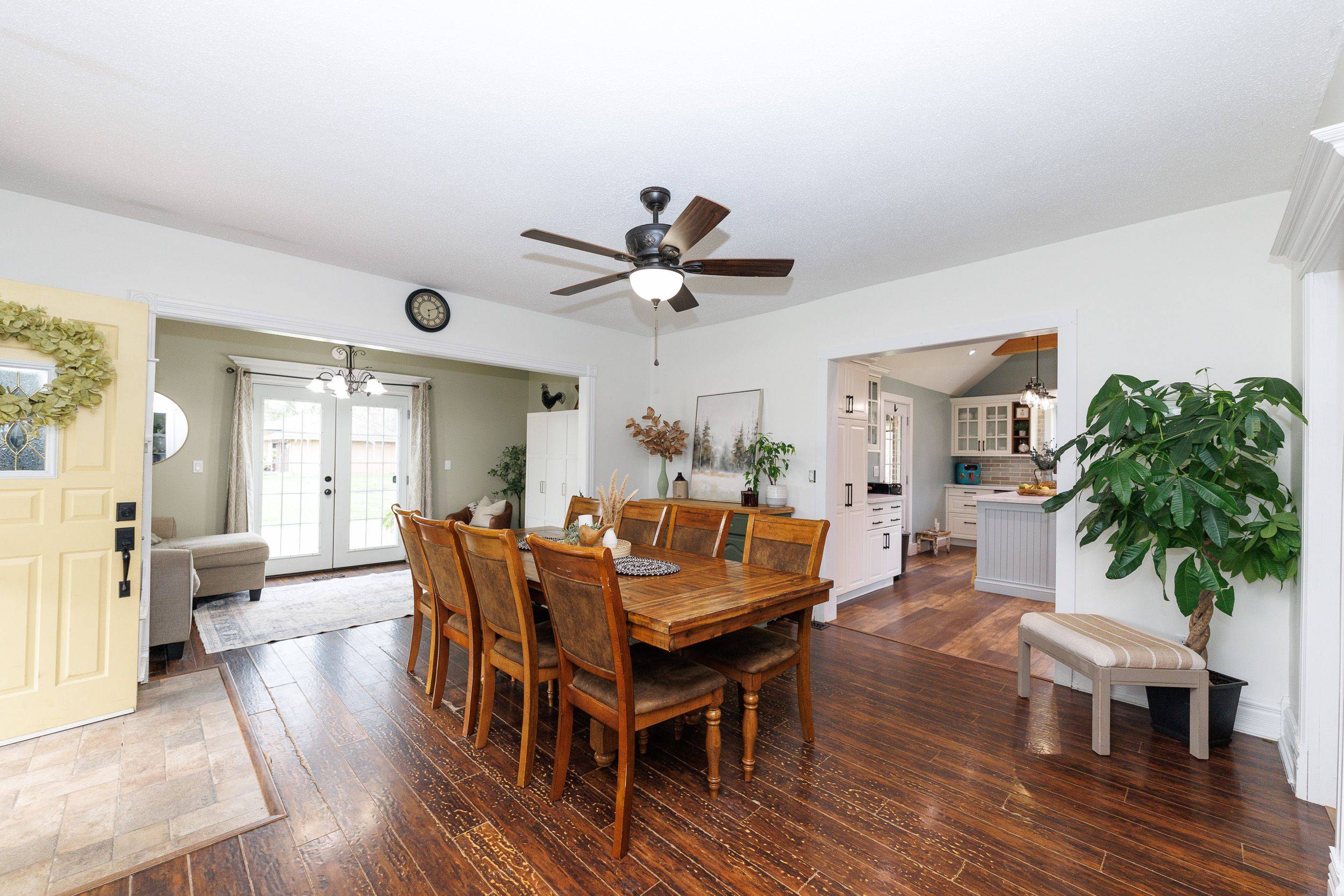 662 Empire RD, Port Colborne, ON L0S 1R0