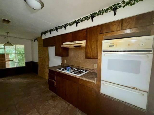 237 Palm Drive, Marlin, TX 76661