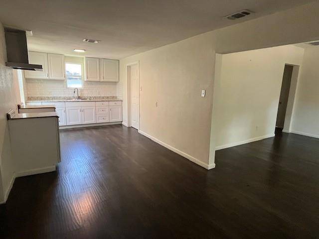 2545 Metropolitan Avenue, Dallas, TX 75215