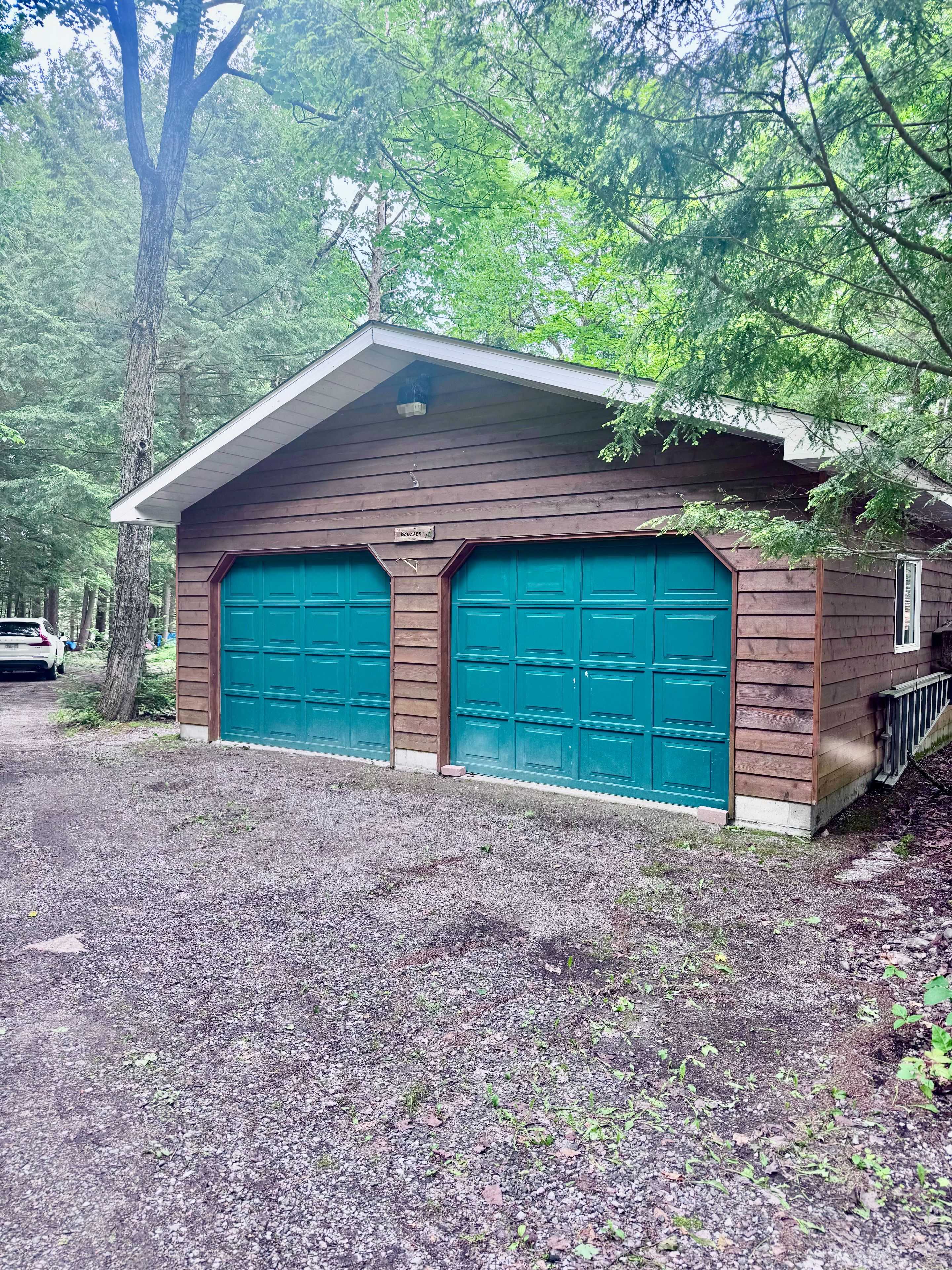1295 Beaverdam TRL, Minden Hills, ON K0M 2K0