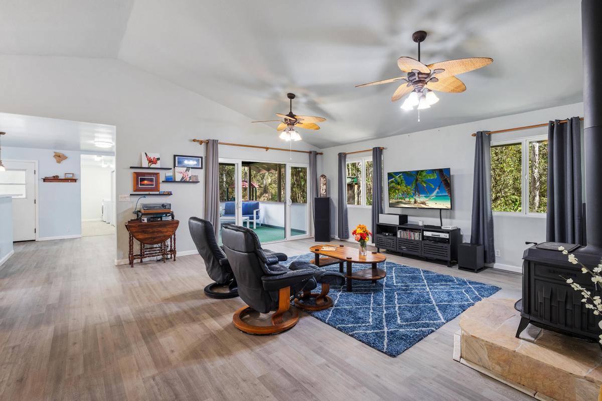 92-1974 PALM PKWY, Ocean View, HI 96737