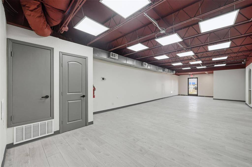 508 Bedford Road, Bedford, TX 76022