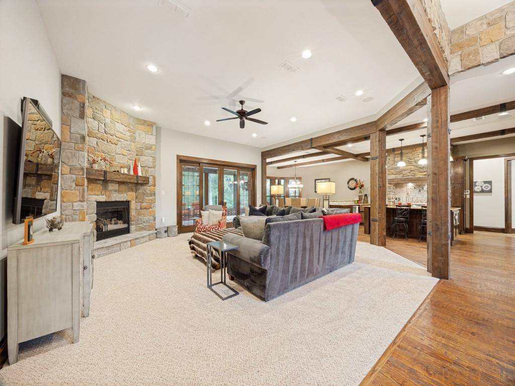 127 Dove Canyon Drive, Gordonville, TX 76245