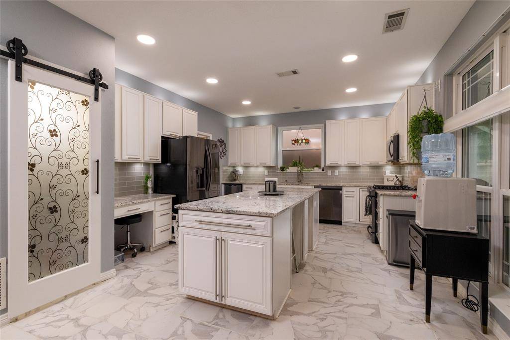 3517 Castlewood Court, Flower Mound, TX 75022