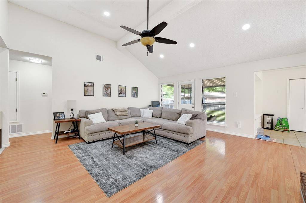705 Whitewing Drive, Mesquite, TX 75150