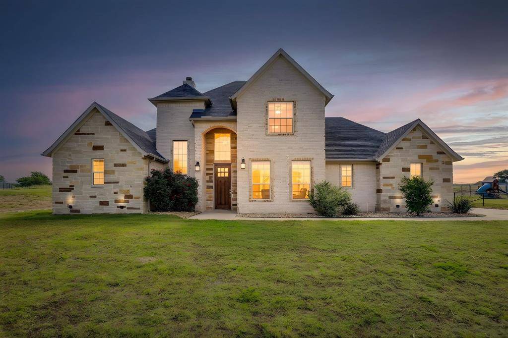 120 War Wagon Circle, Millsap, TX 76066
