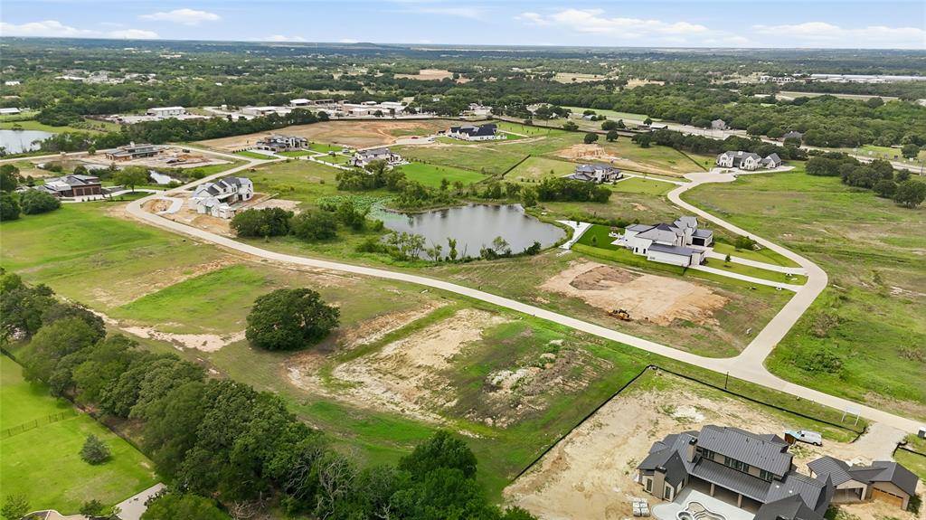 1326 Clydesdale Road, Bartonville, TX 76226