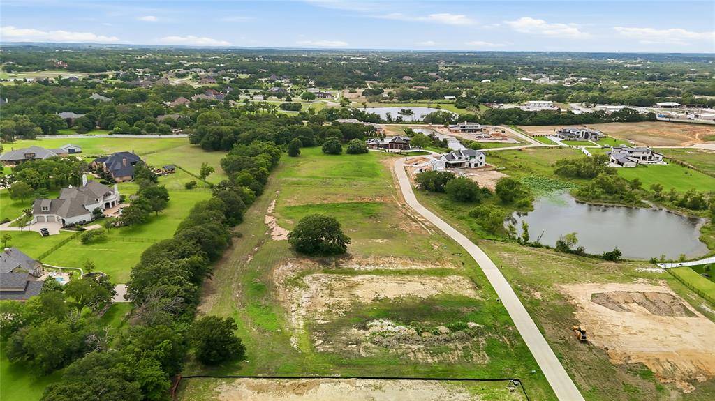 1326 Clydesdale Road, Bartonville, TX 76226