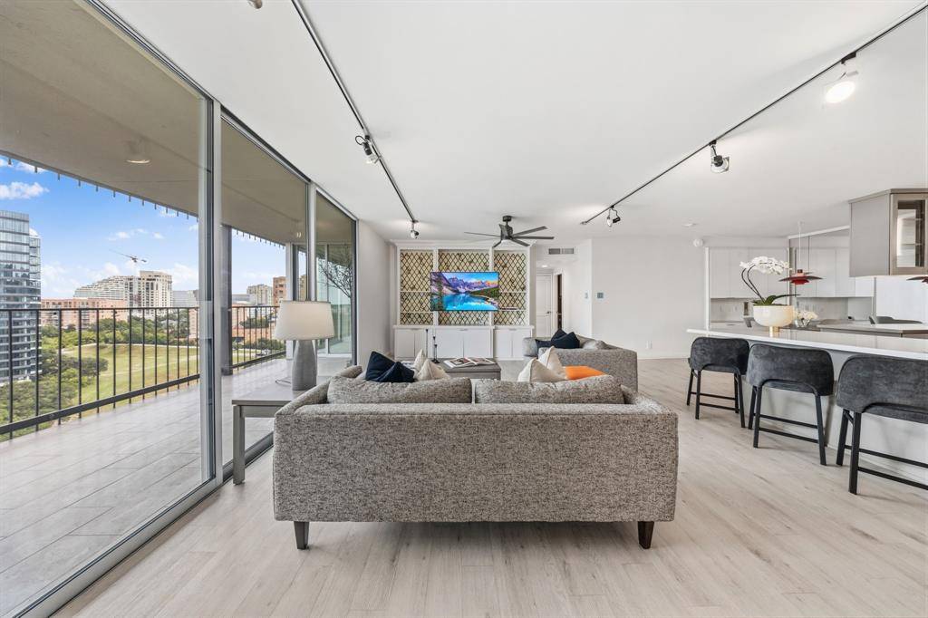 3310 Fairmount Street #16B, Dallas, TX 75201