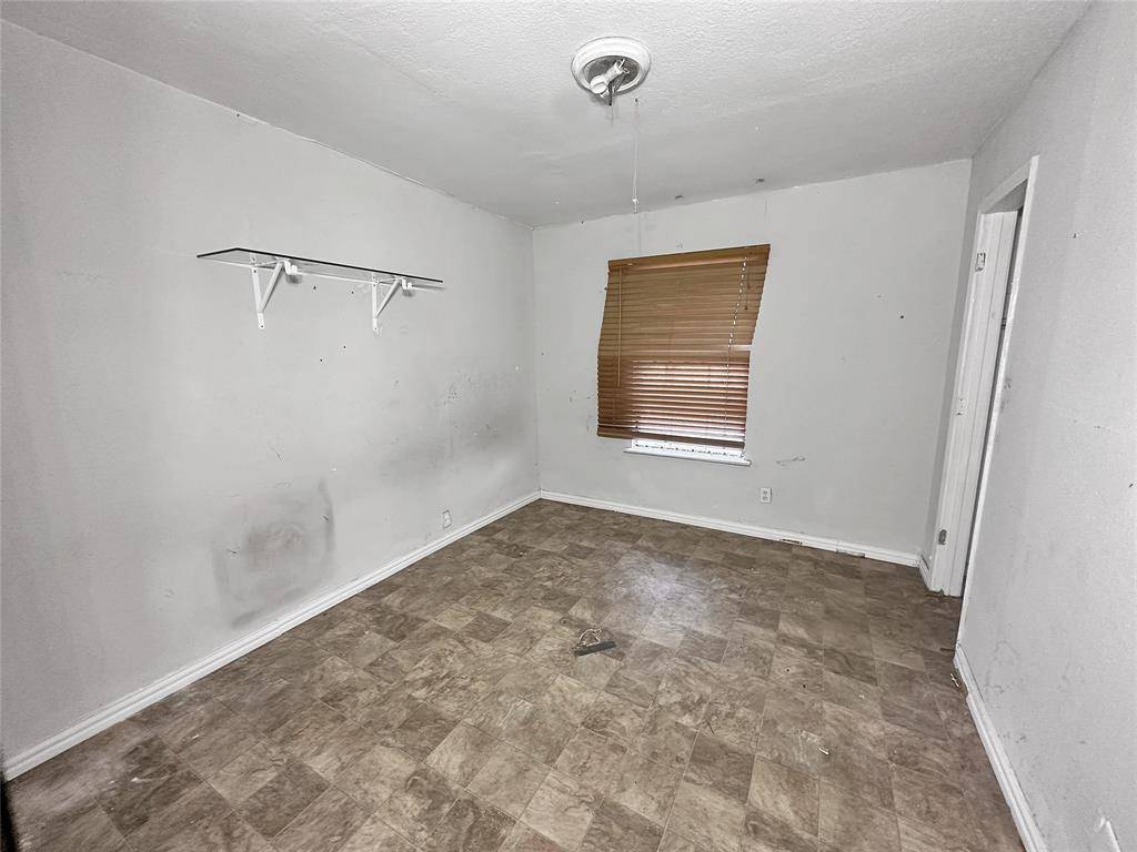 535 Ella Avenue, Dallas, TX 75217
