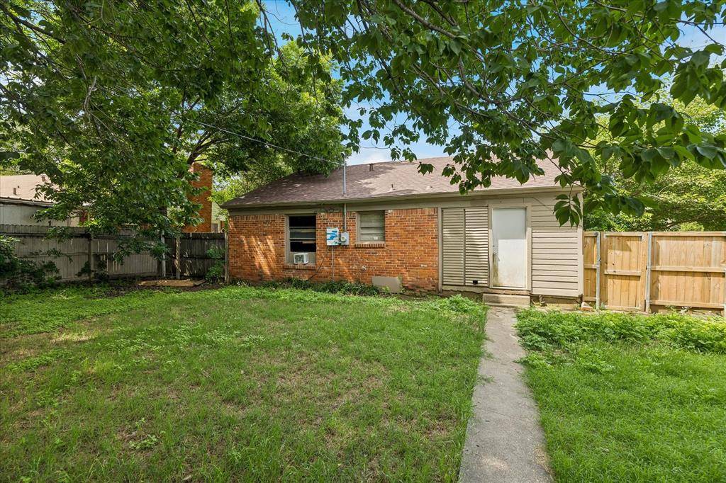 5142 N Hall Street, Dallas, TX 75235