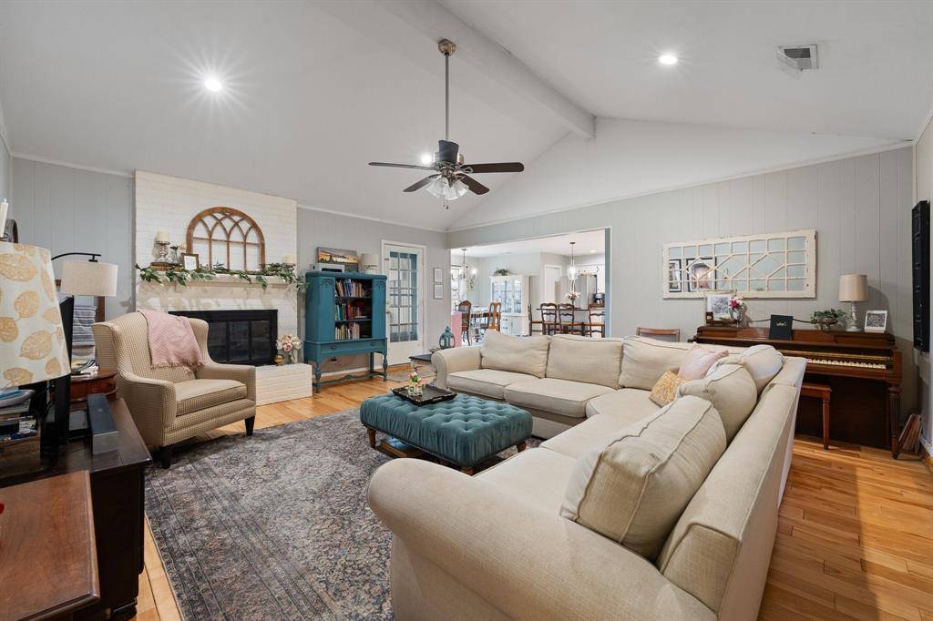 3205 Minot Avenue, Fort Worth, TX 76133