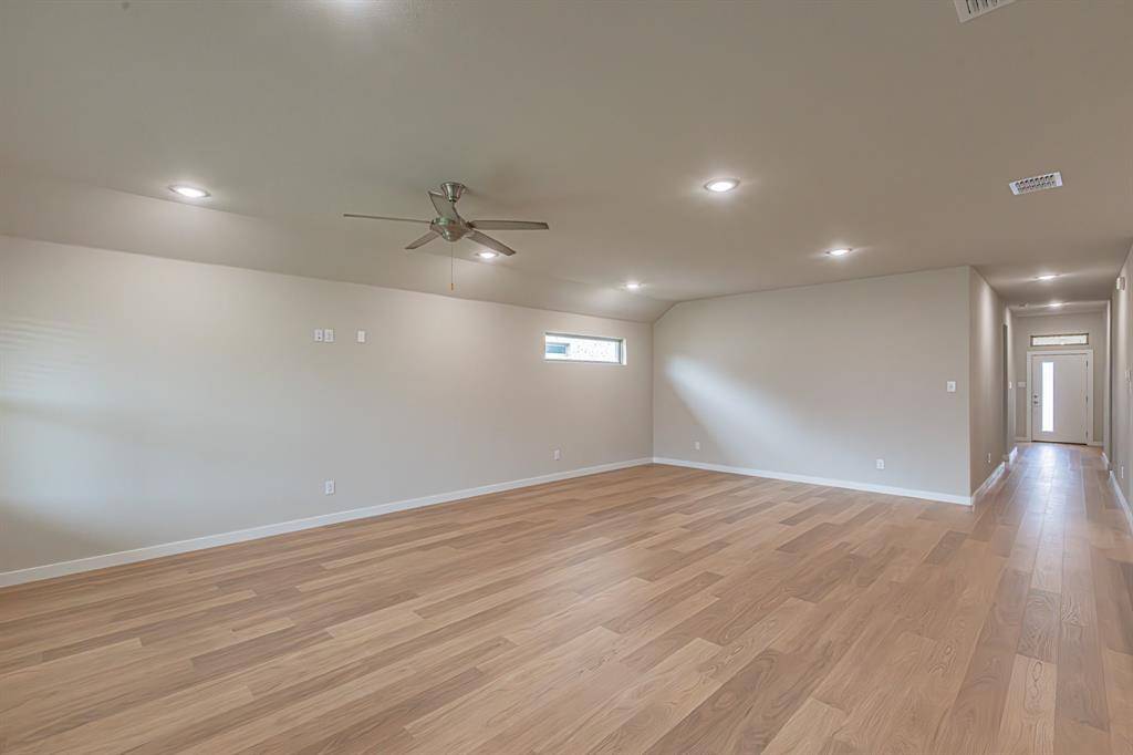 257 Hope Orchards Drive, Lavon, TX 75166