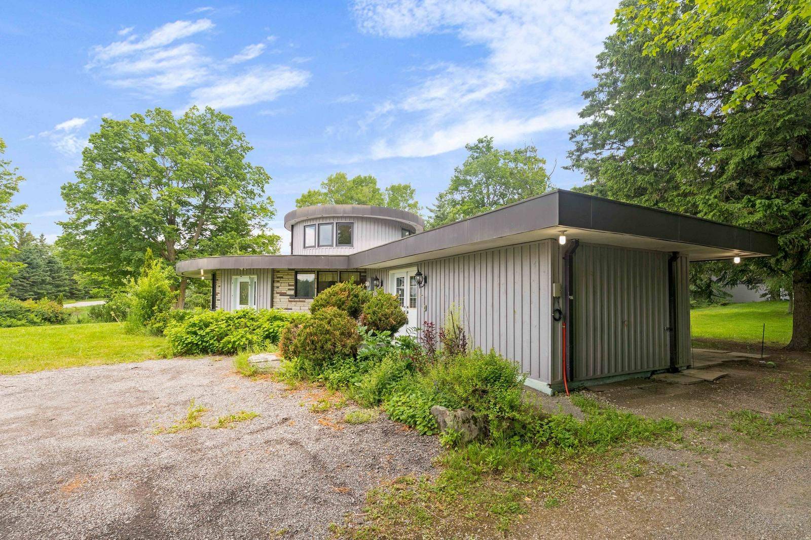 1065 Concession Rd 8 RD, Adjala-tosorontio, ON L0G 1W0