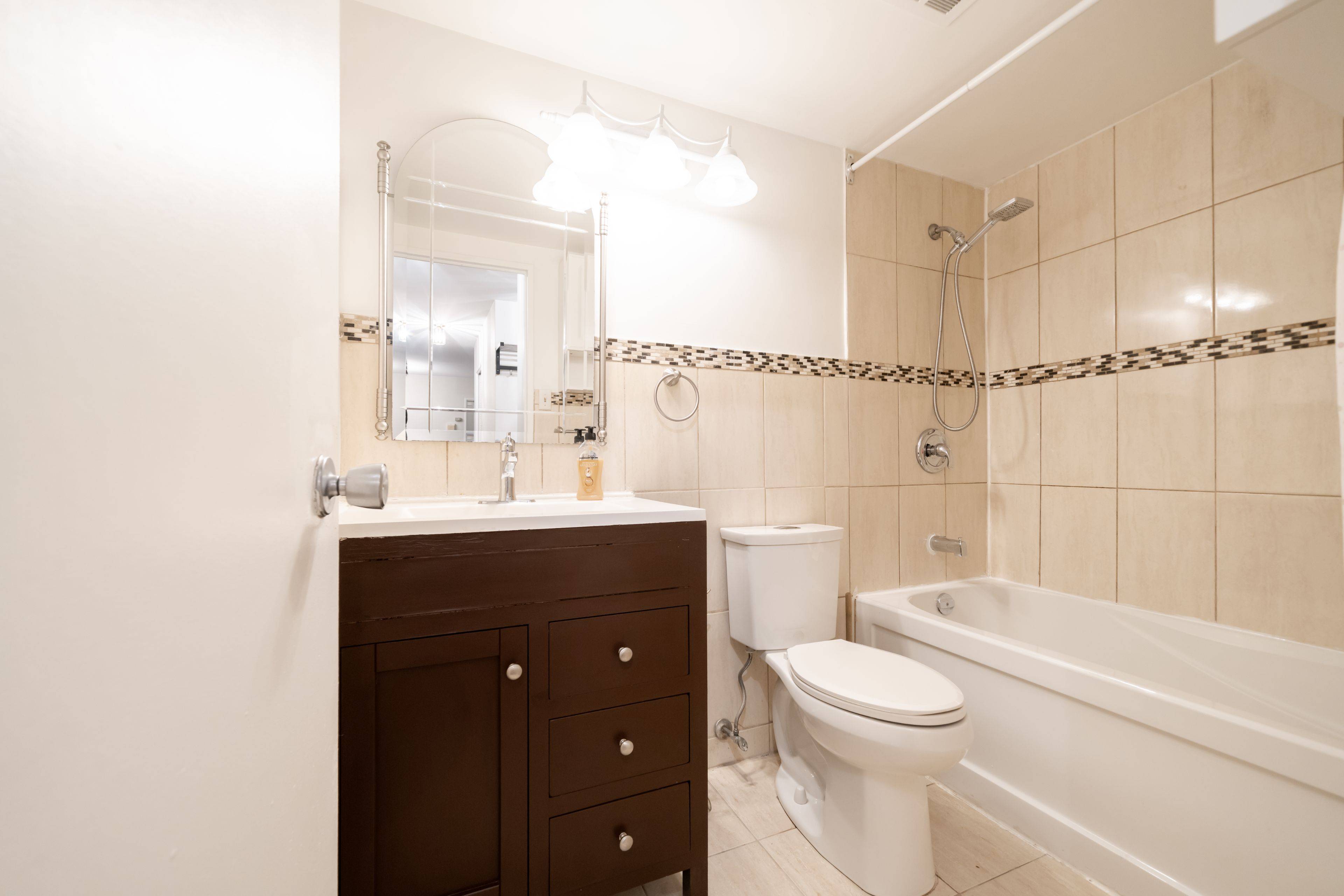 455 Sentinel RD #307, Toronto W05, ON M3J 2T6