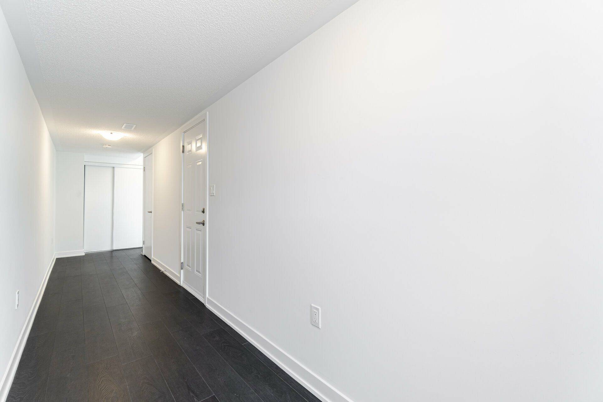 4886 Valera RD, Burlington, ON L7M 2A9