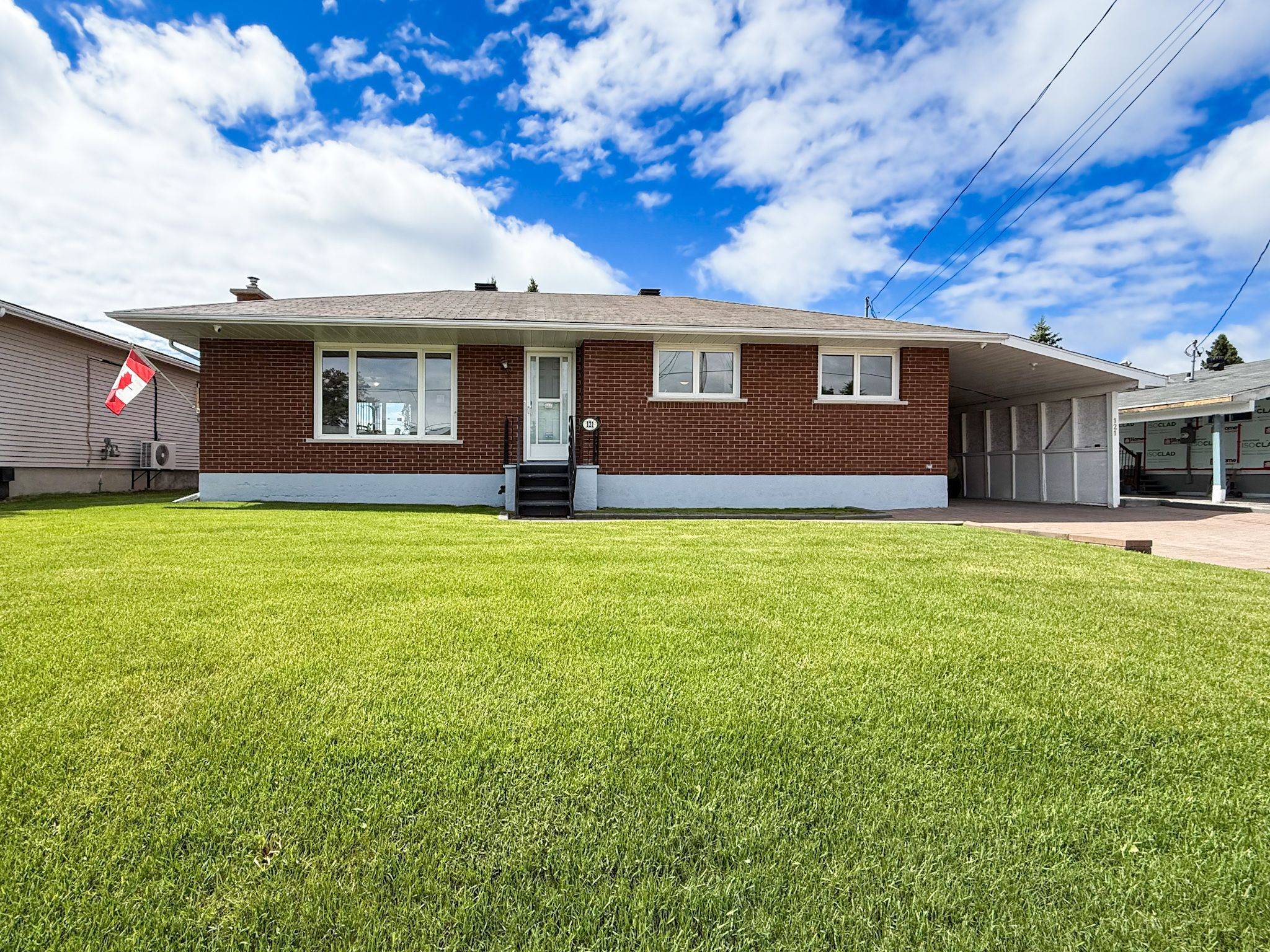 121 Hellen AVE, Timmins, ON P0N 1H0