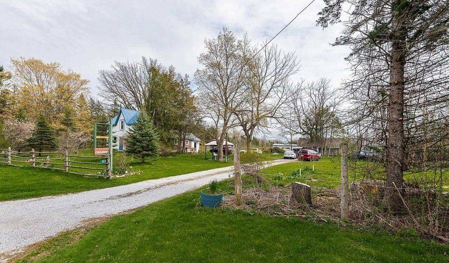 9291 Morning Glory RD, Georgina, ON L0E 1N0