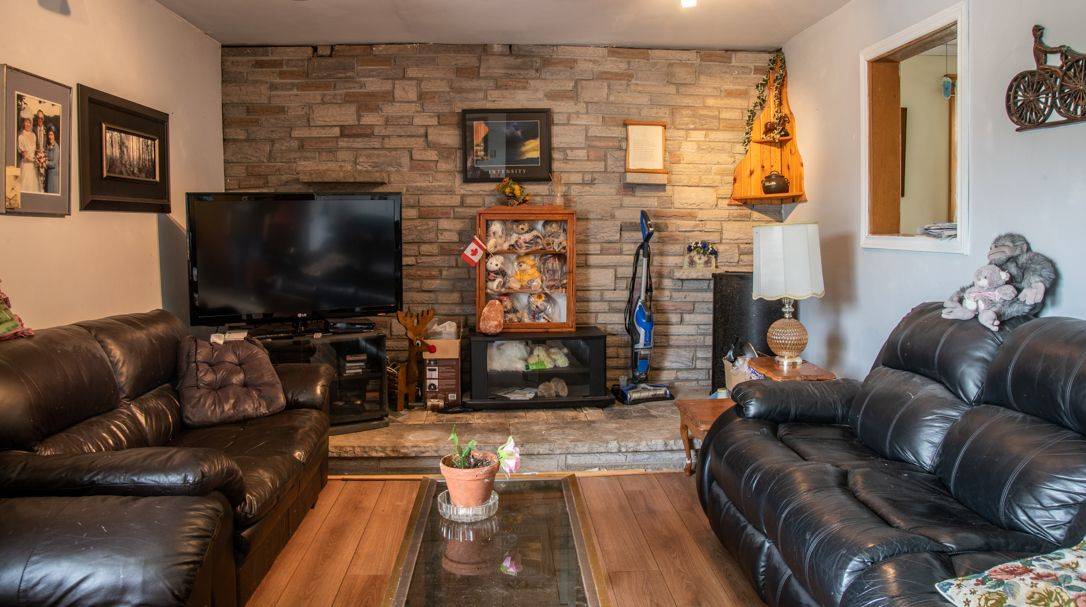 504354 Grey Road 12 RD, West Grey, ON N0C 1H0