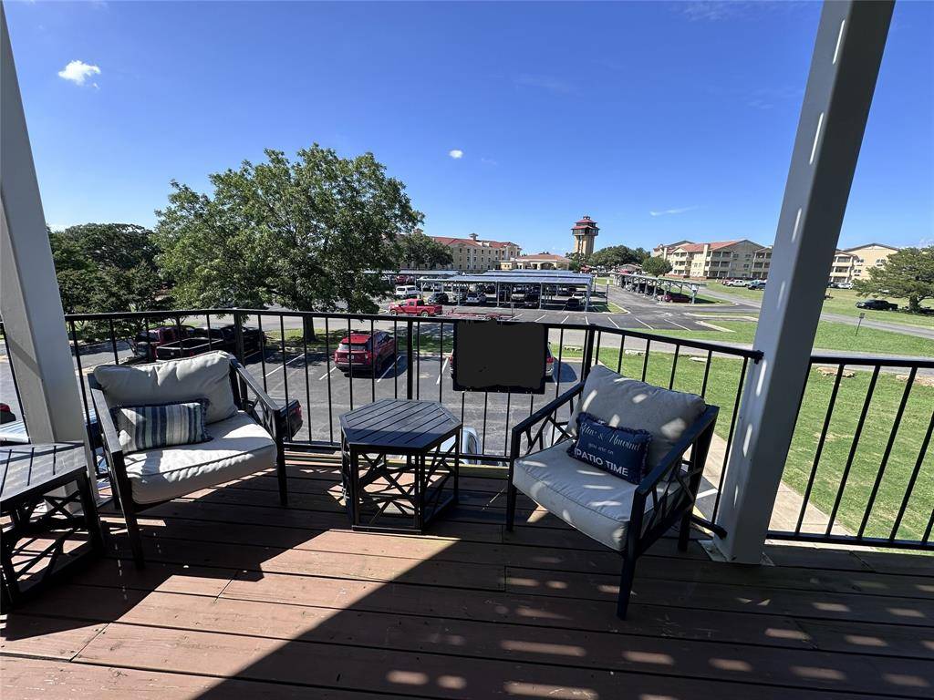 2164 Tanglewood Boulevard #B202, Pottsboro, TX 75076