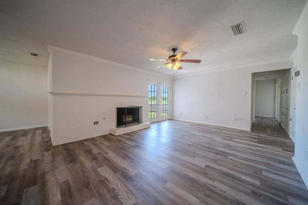2513 Belhaven Drive, Mesquite, TX 75150