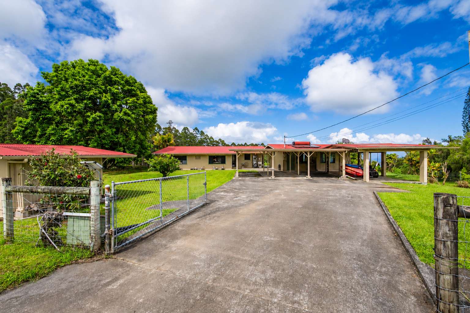 2114-B KAIWIKI RD, Hilo, HI 96720
