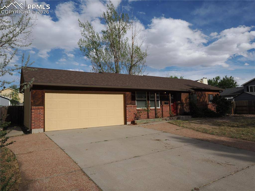 7557 Stampede DR, Colorado Springs, CO 80920