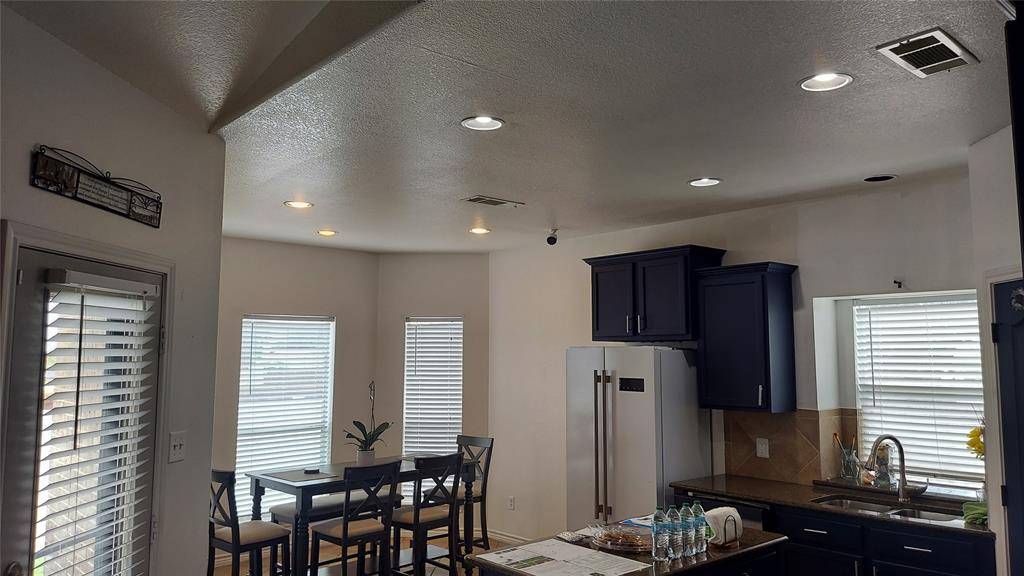 1500 Park Crest Drive, Crowley, TX 76036