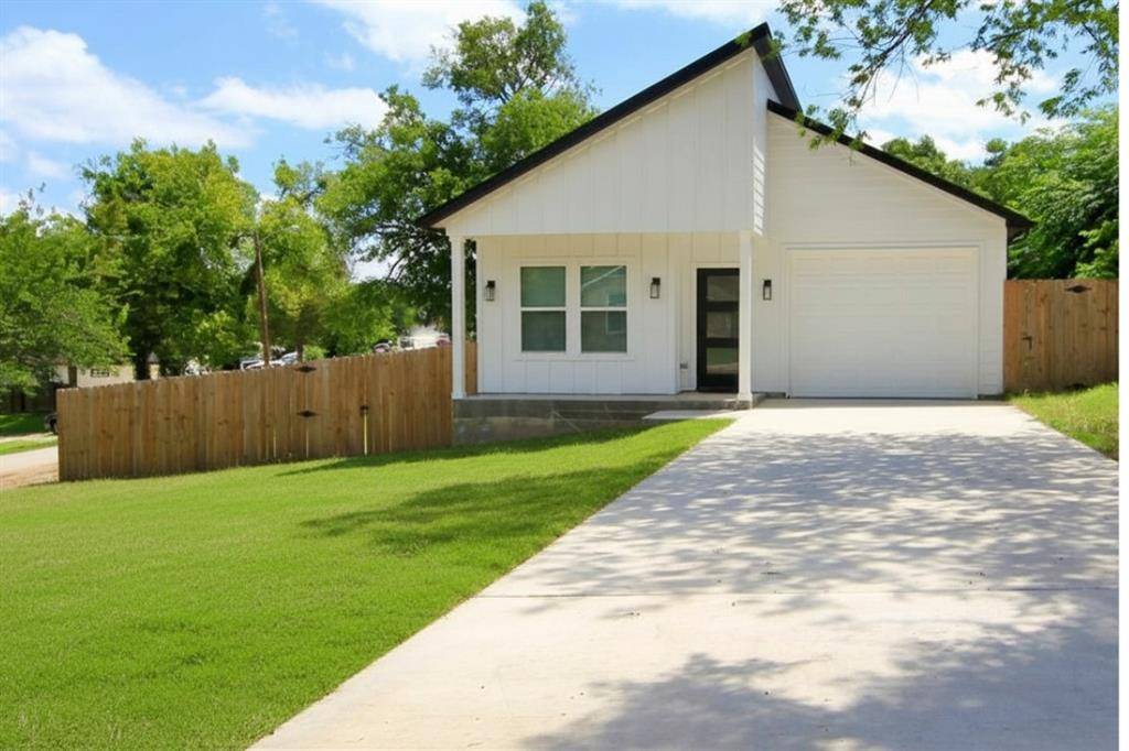 5824 Plum Dale Road, Dallas, TX 75241