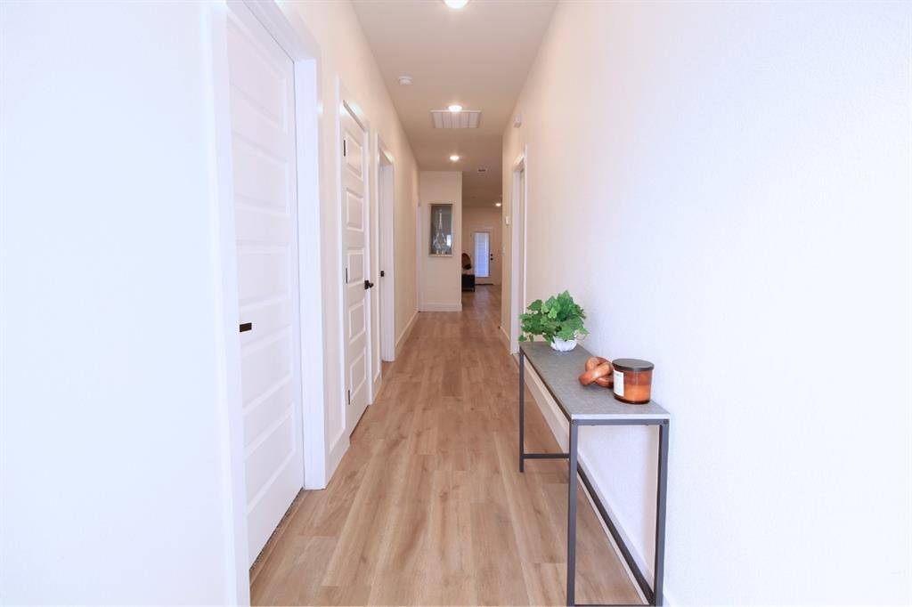 5824 Plum Dale Road, Dallas, TX 75241