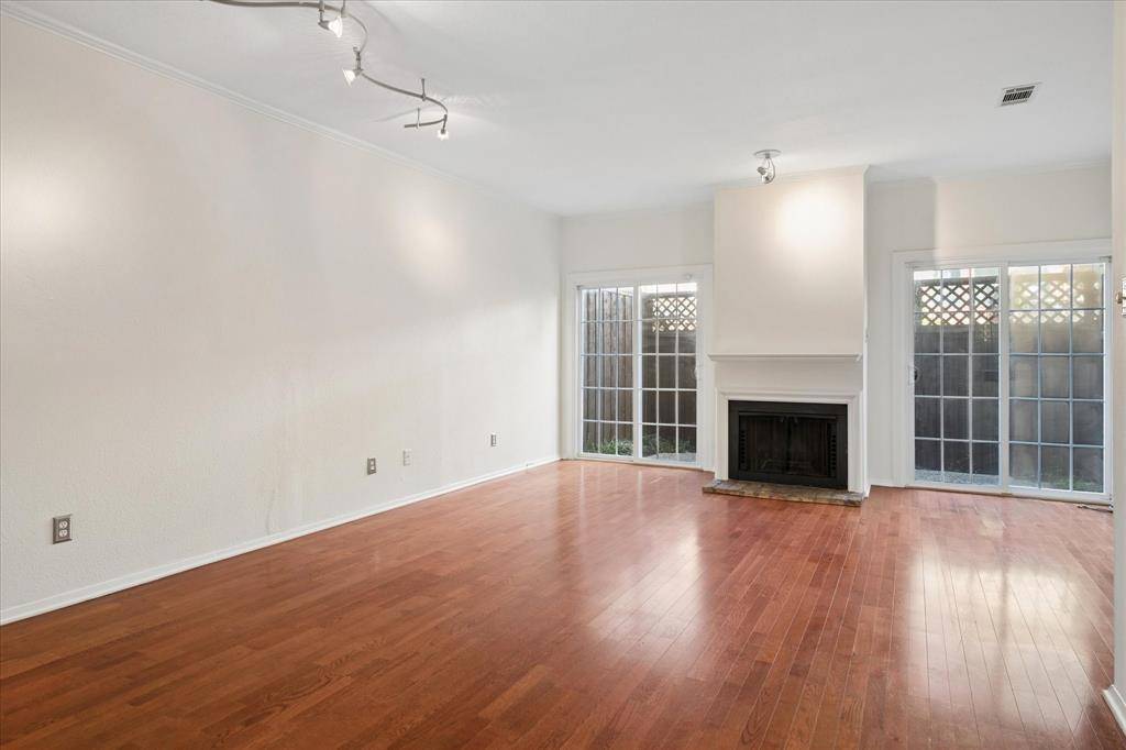4418 Bowser, Dallas, TX 75219