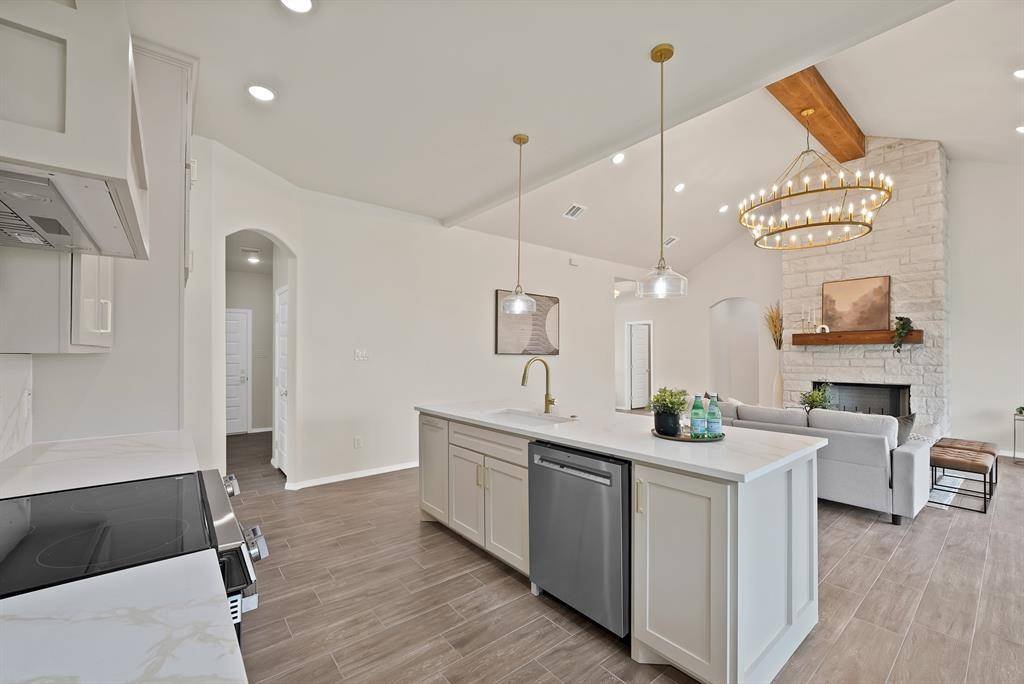 501 Harris Road, Reno, TX 76020