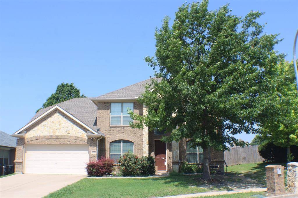 8224 Summerview Court, Fort Worth, TX 76123