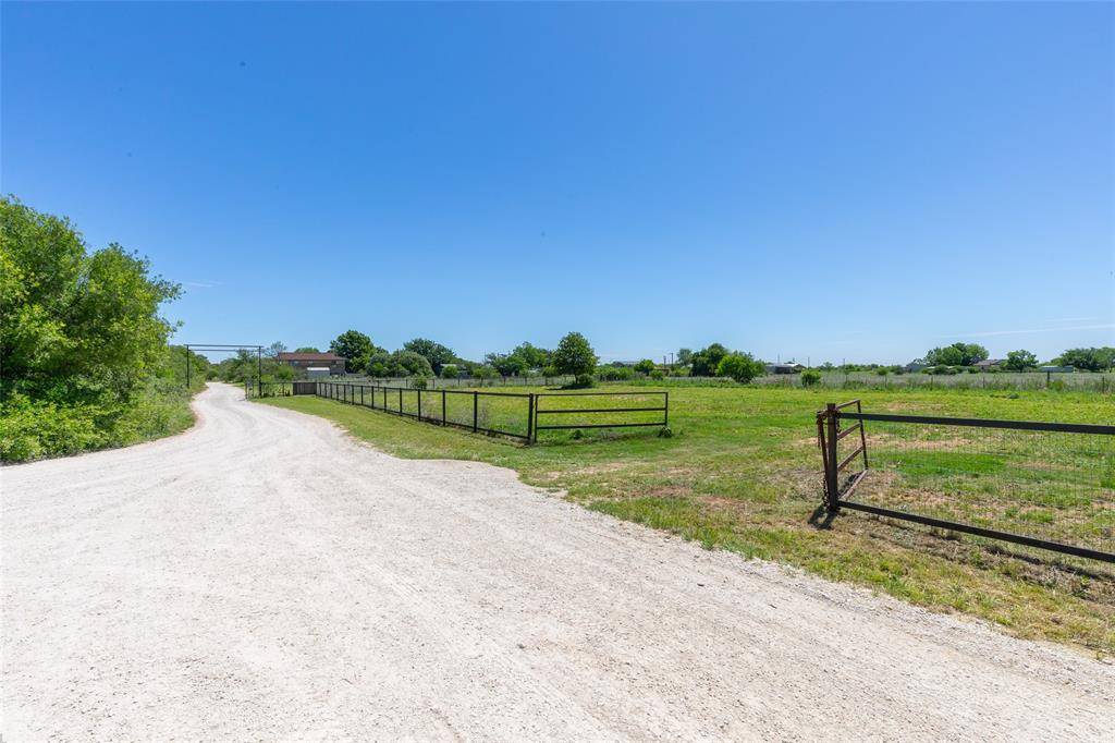 10227 County Road 379, Hawley, TX 79525