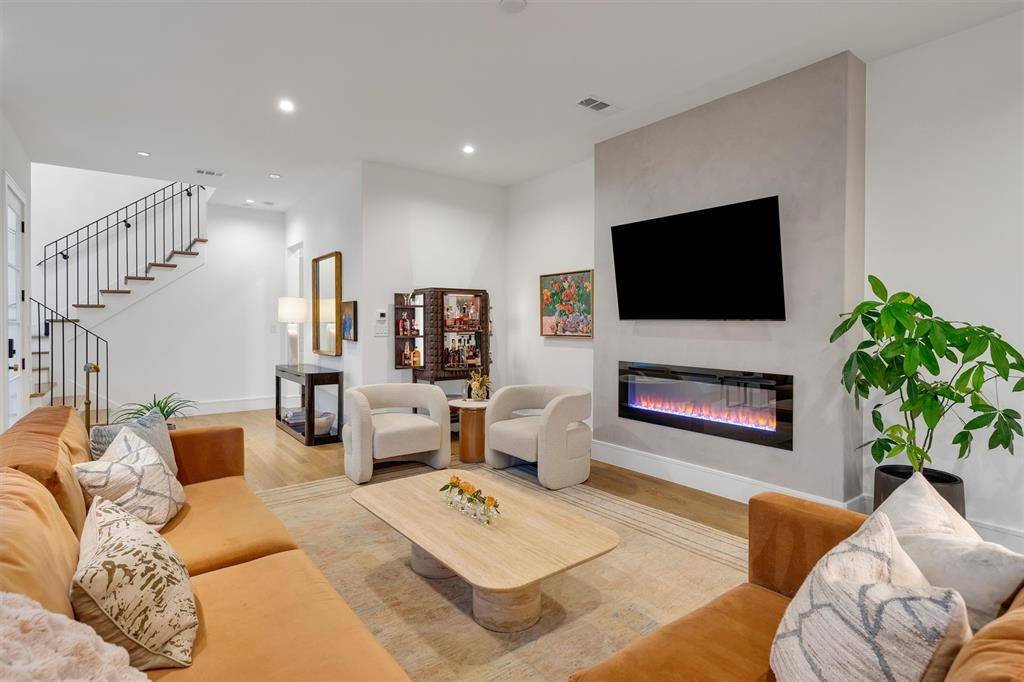 5135 Miller Avenue, Dallas, TX 75206
