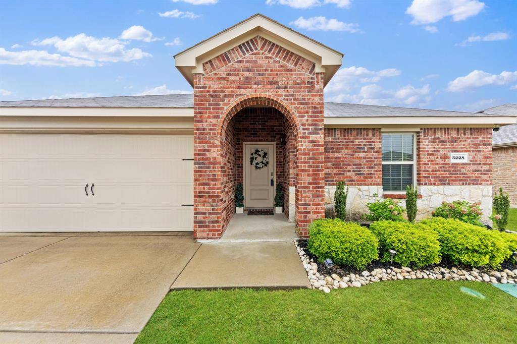 3228 Everly Drive, Fate, TX 75189