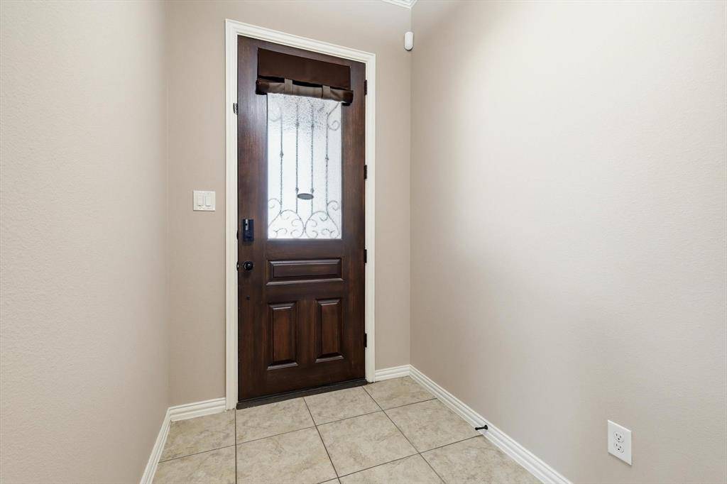 15324 Duck Creek Court, Fort Worth, TX 76262