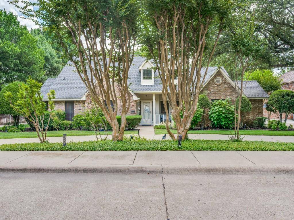 1000 Balfour Drive, Cedar Hill, TX 75104