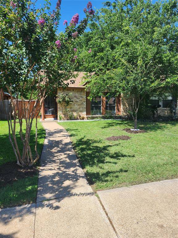 4456 Chapman Street, The Colony, TX 75056